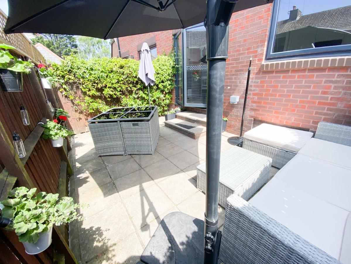 Harbourside House - Great Location - Parking - 2 En-Suites - Sleeps 5 Plus 1 Poole Kültér fotó