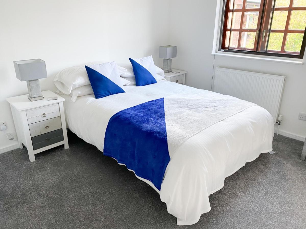 Harbourside House - Great Location - Parking - 2 En-Suites - Sleeps 5 Plus 1 Poole Kültér fotó